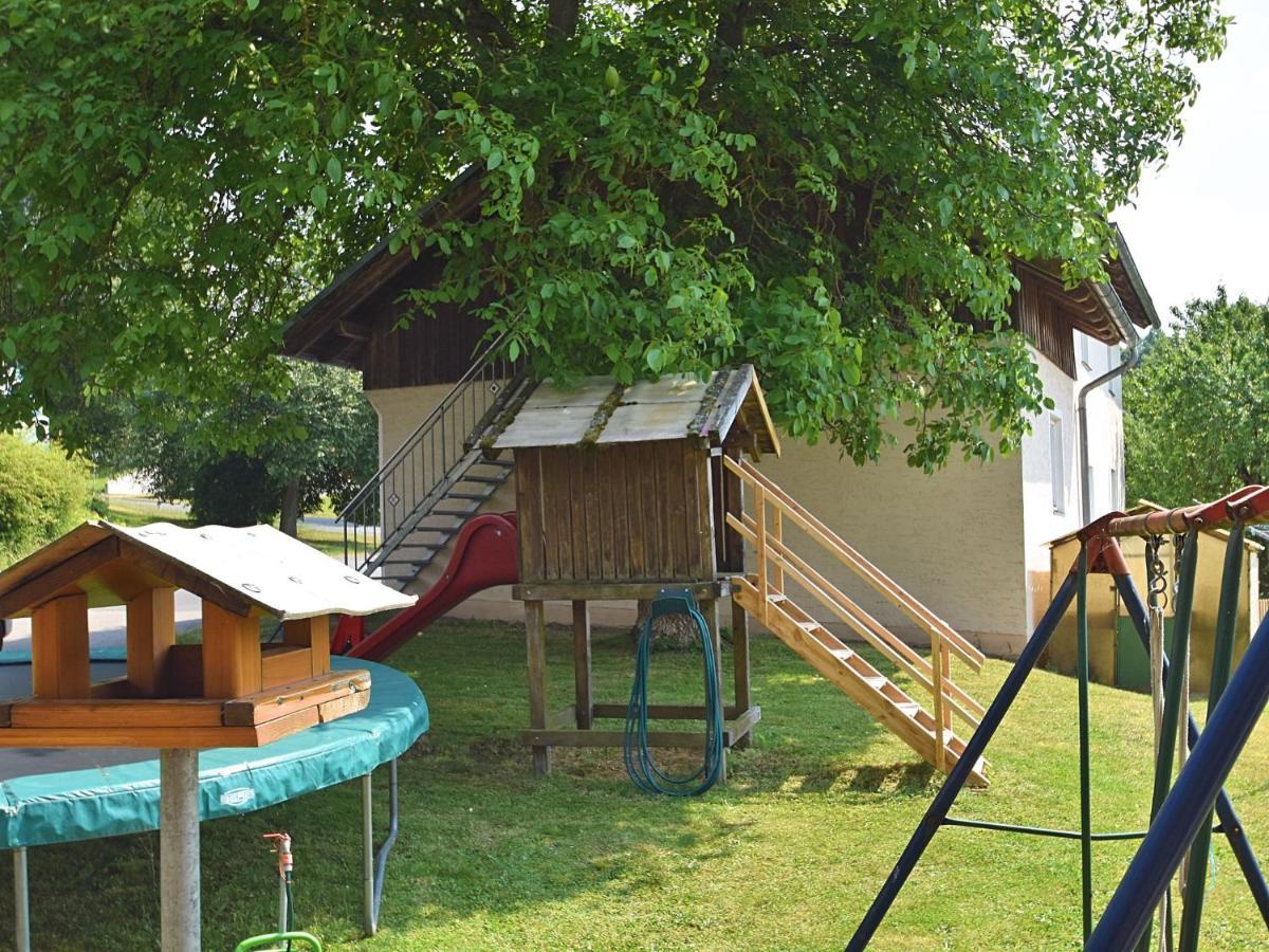 Holiday Home With Garden Near The Forest Arnschwang Zewnętrze zdjęcie