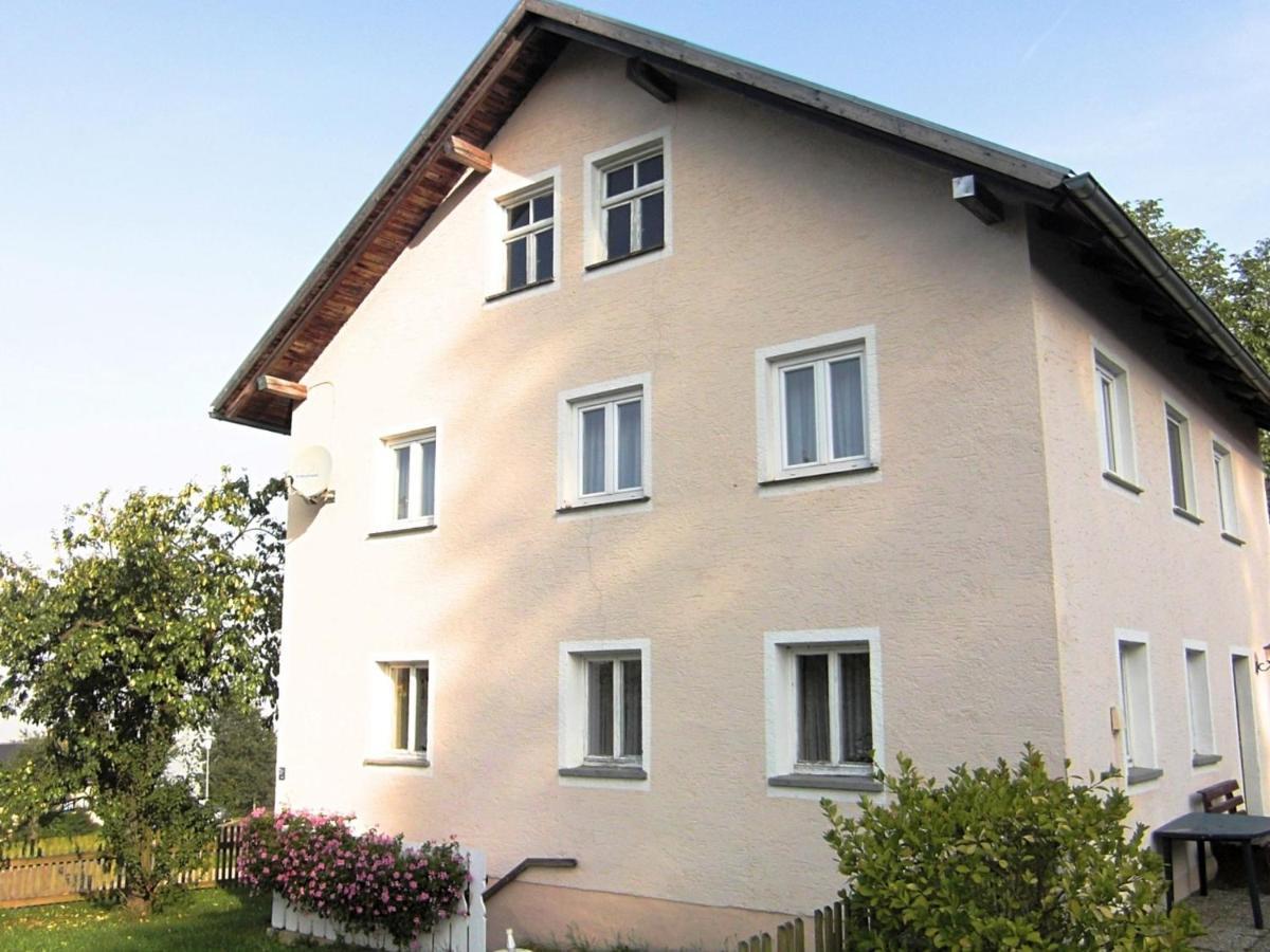 Holiday Home With Garden Near The Forest Arnschwang Zewnętrze zdjęcie